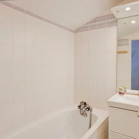 Apartamento Duplex Cosy 2 Avec Balcon, Parking Et Wifi - Fr-1-512-236 *
